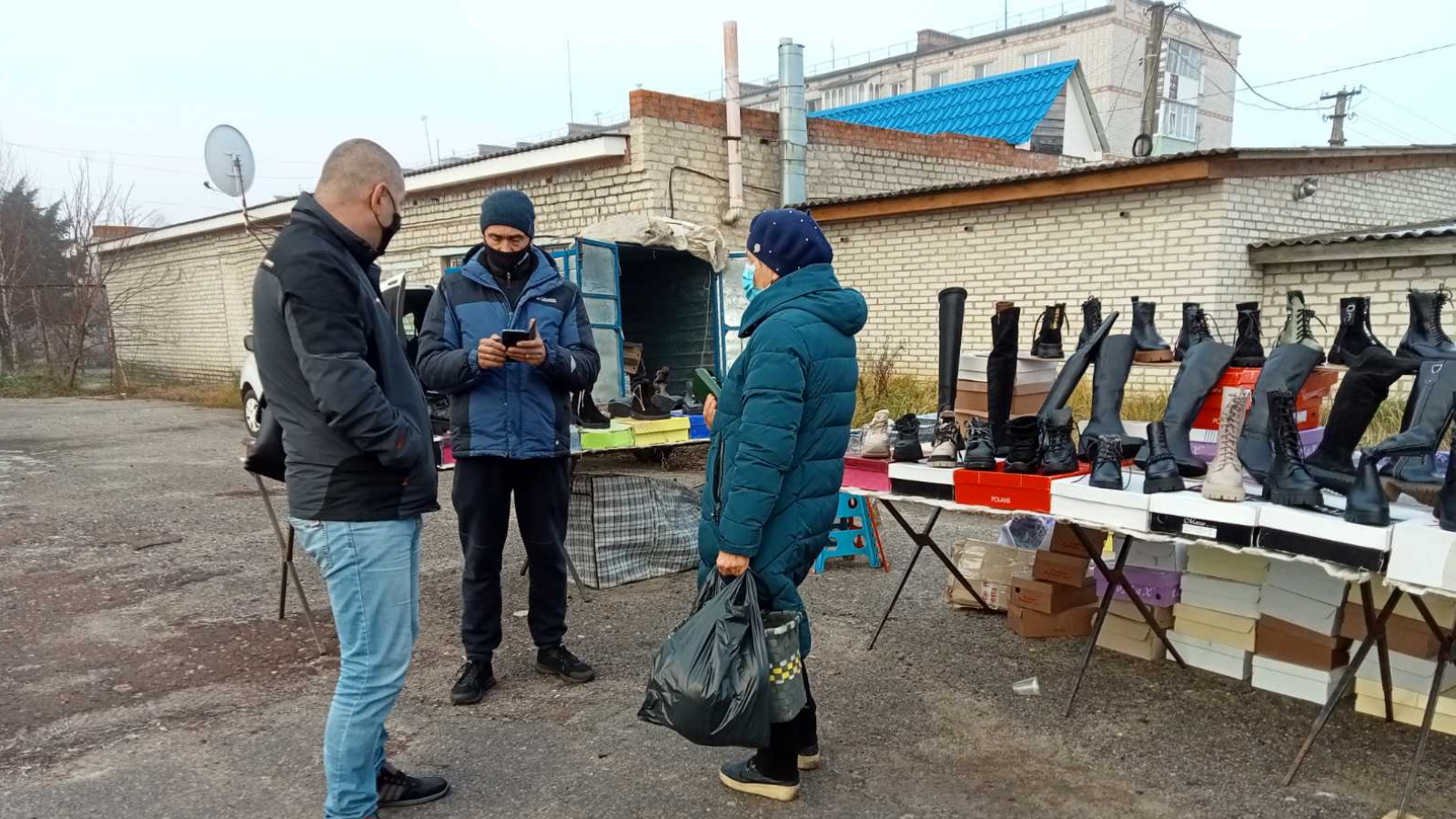 В Свесі тривають перевірки щодо дотримання карантинних вимог
