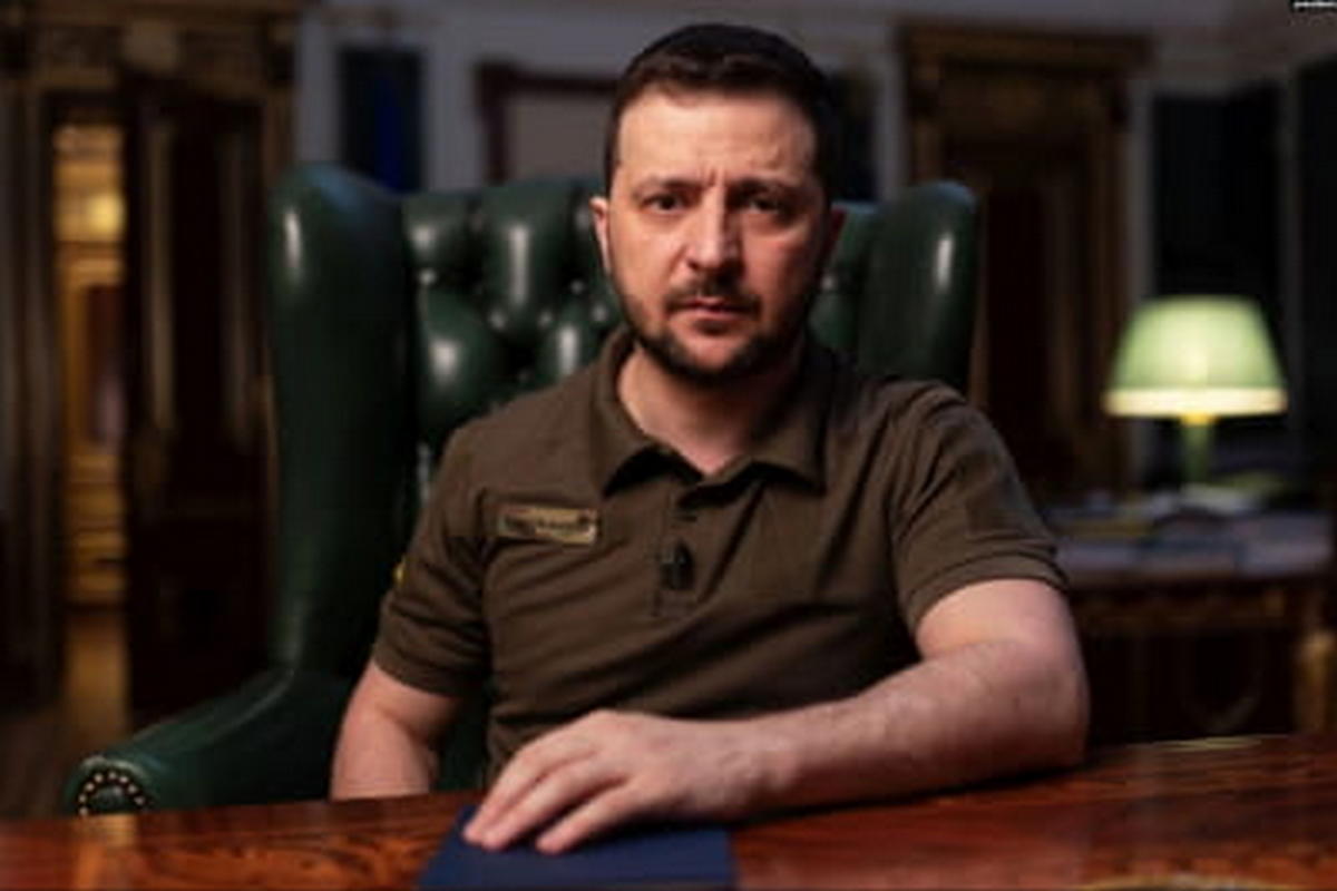 Президент відреагував на петицію про заборону видавати повістки на блокпостах, азс та на вулиці