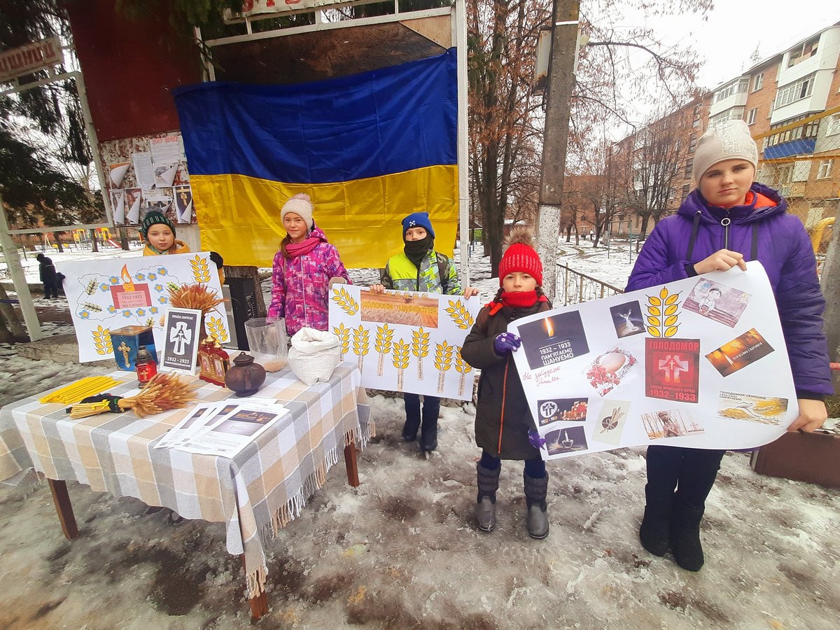 В Свесі відбулась акція пам’яті жертв голодомору