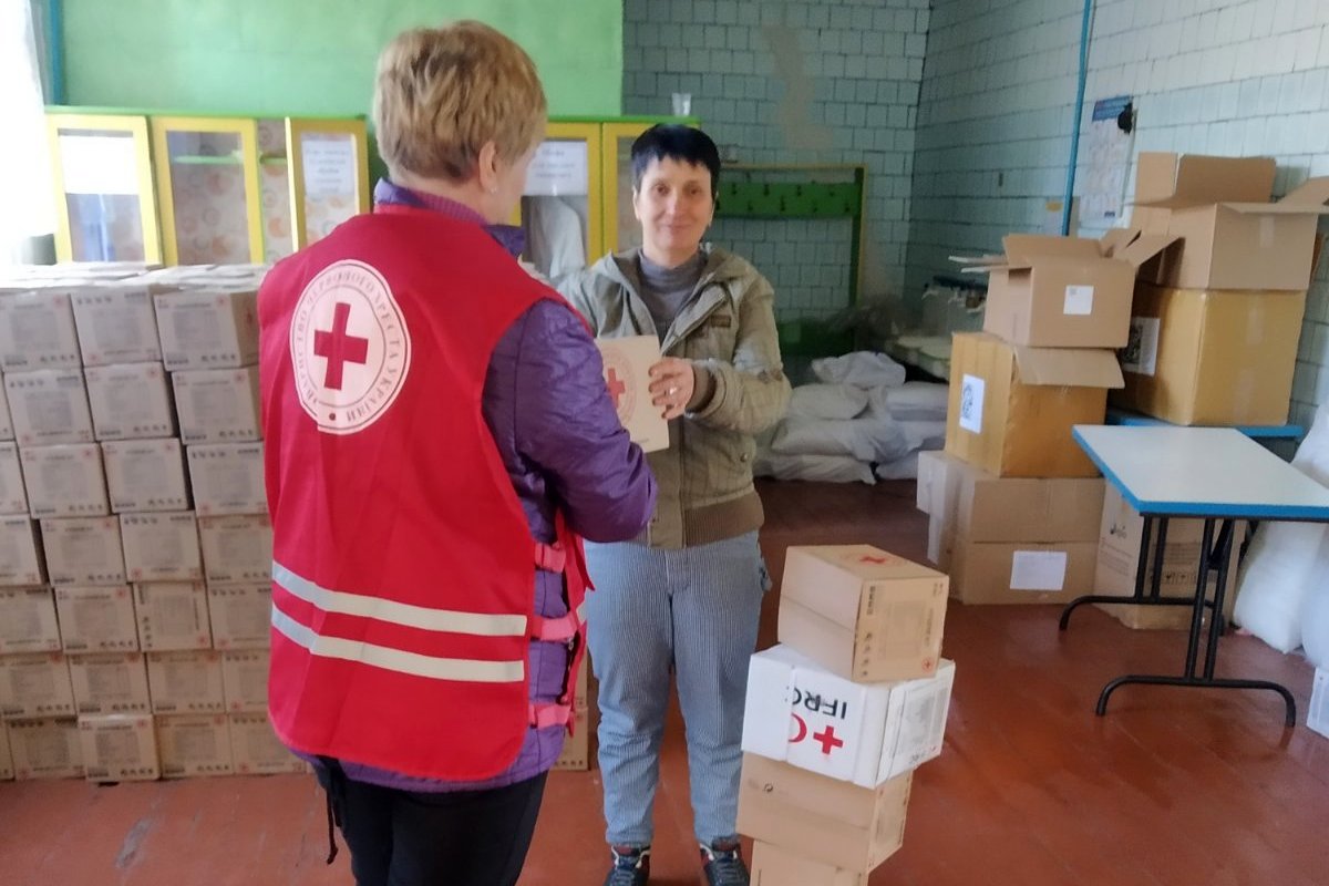 Для жителів Марчихиної Буди передали вантаж гуманітарної допомоги