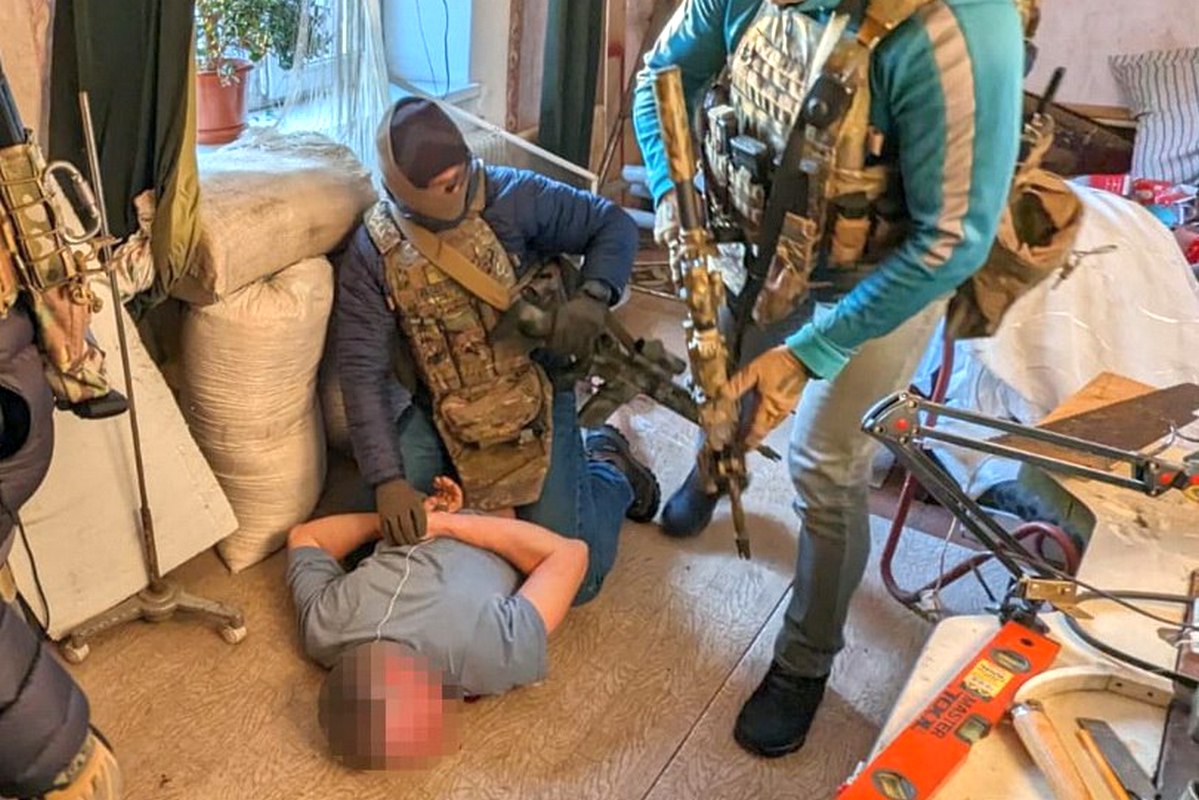 СБУ затримала 3 шпигунів з Середино-Буди