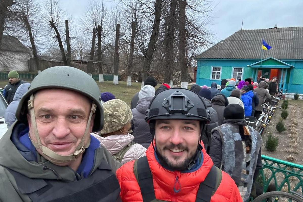 Мешканці прифронтових сіл Свеської громади отримали допомогу від благодійників