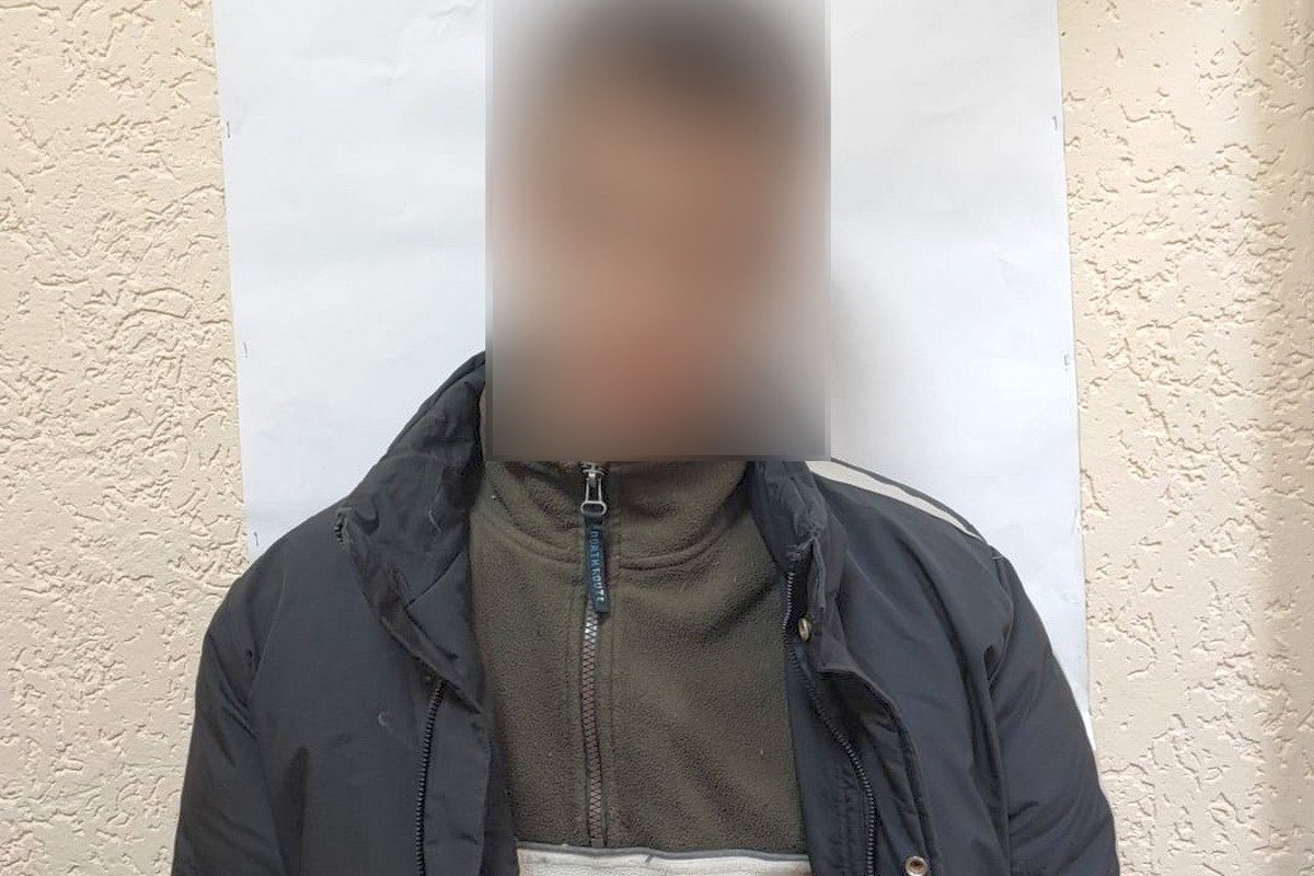 Поцупив кавоварку з автомийки та втік. Поліцейські Шосткинщини розшукали крадія
