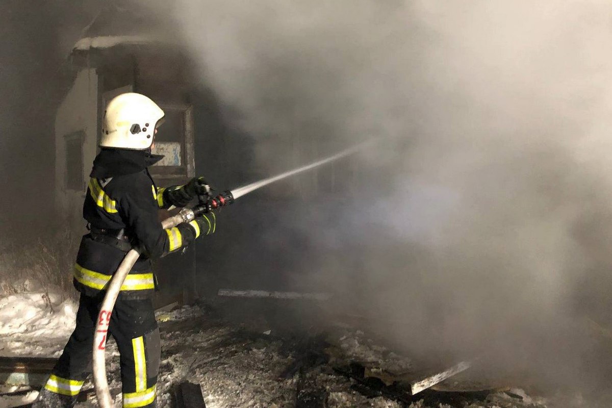 Під час пожежі, в Шосткинському районі, загинула жінка